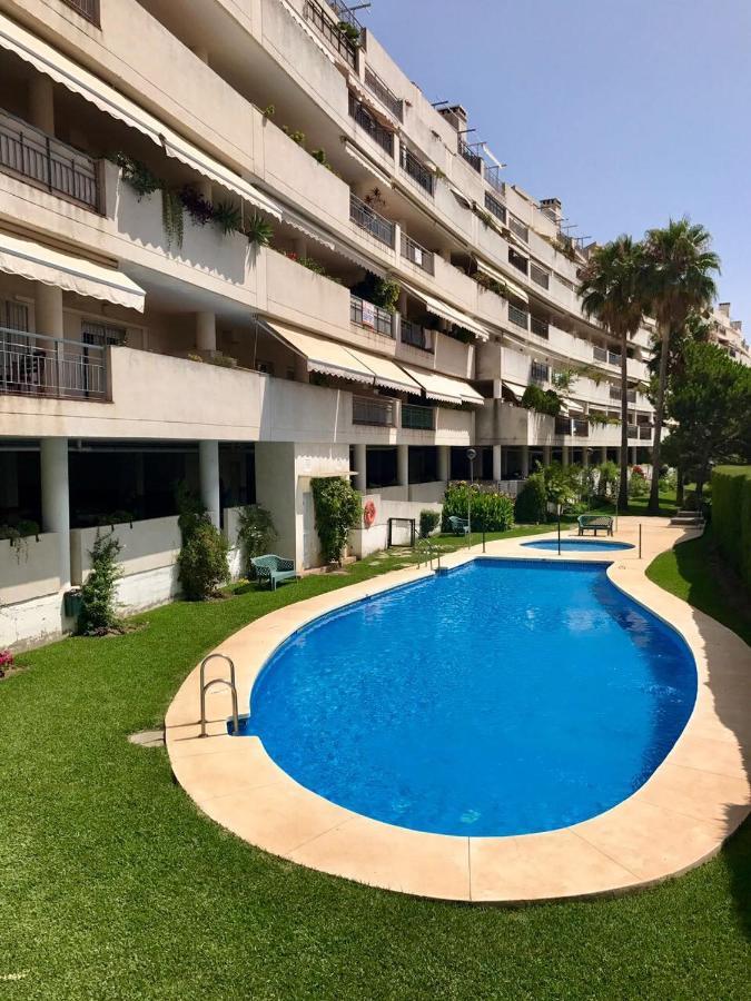 Amazing Apartment For Families Up To 6 Persons Benalmadena Luaran gambar