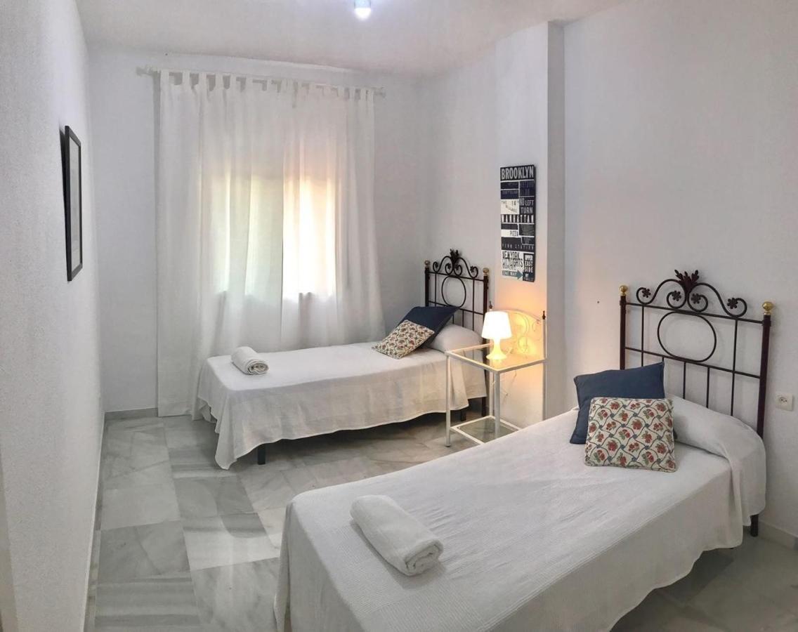Amazing Apartment For Families Up To 6 Persons Benalmadena Luaran gambar