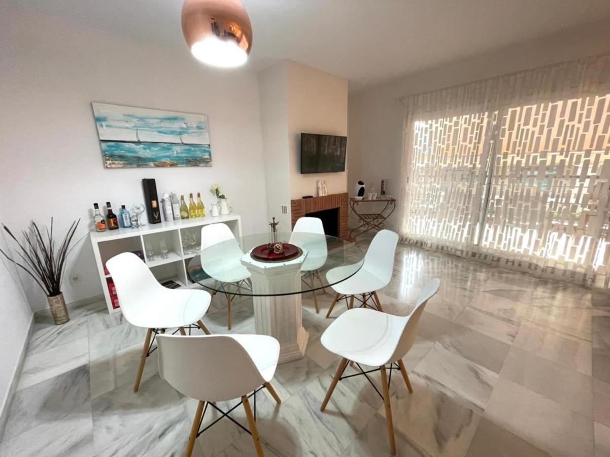 Amazing Apartment For Families Up To 6 Persons Benalmadena Luaran gambar